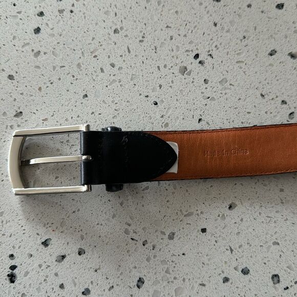 JOHNSTON & MURPHY Black Leather Business Casual Dress Belt Men’s Size 42 EUC - Picture 11 of 12